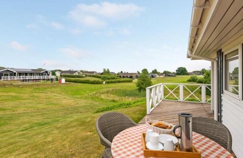 Spodsbjerg House | Holiday Home Sisko - 600m from the sea by Interhome