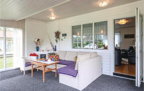 Hallevik House | Holiday Home Skyttevägen Sölvesborg Ii