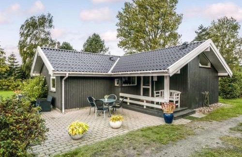 Vejlby Fed House | Holiday Home Stasia - 75m from the sea by Interhome