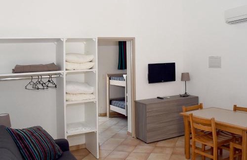 Pineto House | Holiday Home Studio cabine Type B by Interhome