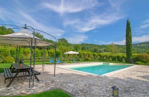 Acqualoreto House | Holiday Home Sunflower by Interhome