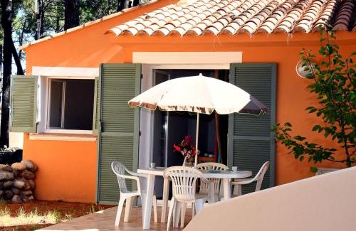 Pineto House | Holiday Home T2 Cabine Type C by Interhome