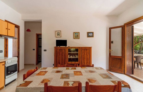 Presicce House | Holiday Home "Tenuta La Saracina - Villino 4" with Sea View, Balcony & Wi-Fi