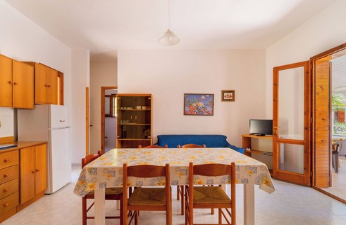 Presicce House | Holiday Home "Tenuta La Saracina - Villino 3" with Sea View, Balcony & Wi-Fi