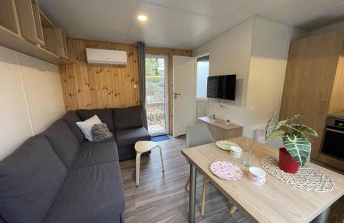 Wemding House | Holiday Home Tiny Haus Auszeit by Interhome