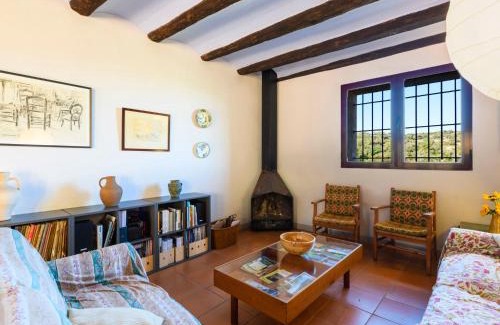 Godall House | Holiday Home Tio Pepe de Maja by Interhome