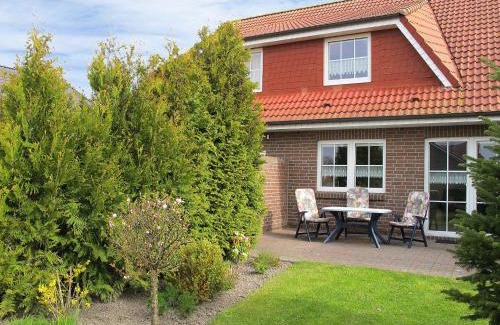 Wiarden House | Holiday Home Tjarks by Interhome