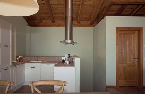 Limone sul Garda House | Holiday Home 'Villa Limone' with Lake View, Private Terrace and Wi-Fi