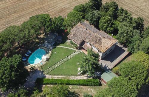 Massa Martana House | Holiday Home Vepres by Interhome