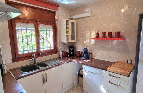Les Tres Cales House | Holiday Home 'Villa Sahra' with Mountain View, Wi-Fi and Air Conditioning