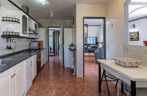 Lloret de Mar House | Holiday Home 'Villa Maria' close to the Sea with Pool & Wi-Fi