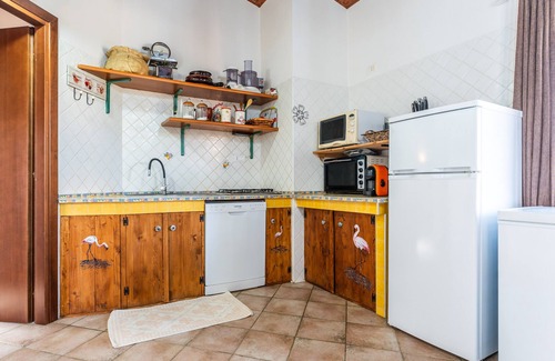 Castiadas House | Holiday Home 'Villetta Flamengo' with Mountain View, Private Terrace and Air Conditioning