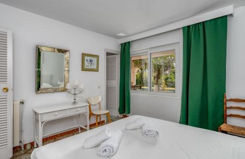 Elviria House | Holiday Home Villa Alcornoque by Interhome