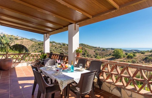 Frigiliana House | Holiday Home Villa Gamor