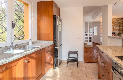 Begur House | Holiday Home 'Villa La Veleta On Costa Brava' with Sea View, Private Pool and Wi-Fi