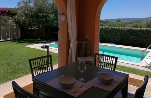 Case Peschiera-Lu Fraili House | Holiday home 'Villetta Lu Fraili' with Wi-Fi, air conditioning and swimming pool