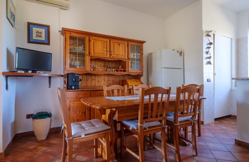 Parabita House | Holiday Home Villetta Mary with Terrace, Garden & A/C