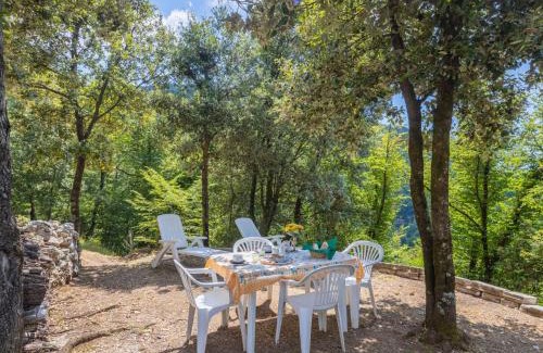 Stazzema House | Holiday Home Vincio by Interhome