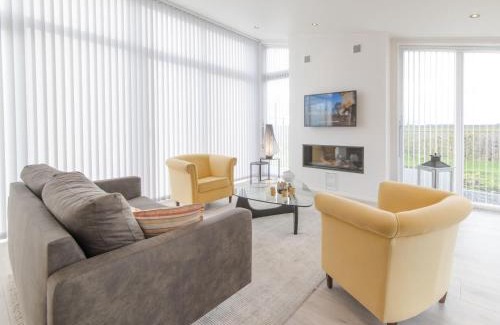 Wemeldinge House | Holiday Home Water Resort Oosterschelde - huisnr- 47A by Interhome