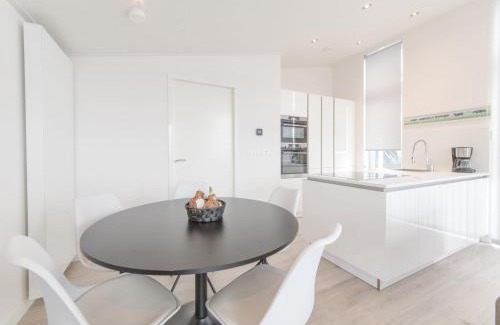 Wemeldinge House | Holiday Home Water Resort Oosterschelde - huisnr- 47A by Interhome