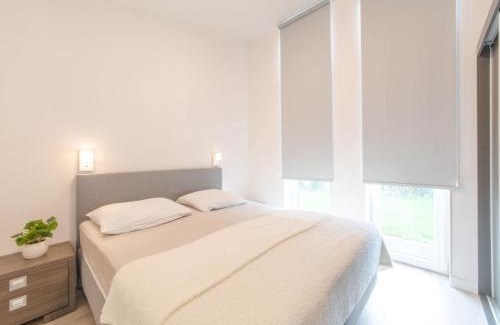 Wemeldinge House | Holiday Home Water Resort Oosterschelde - huisnr- 47A by Interhome