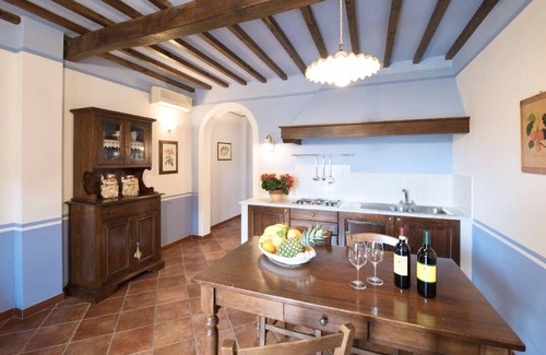 Pancole Apartment | Holiday-Home with pool in San Gimignano