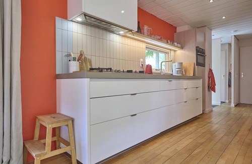 Goedereede Ski Chalet | Holiday home with large garden near the beach