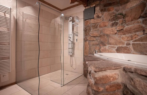 Blossersberg House | Holiday home with whirlpool and sauna in Viechtach