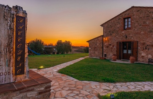 Bollano House | Holiday house Asciano for 1 - 4 persons with 2 bedrooms - Holiday home
