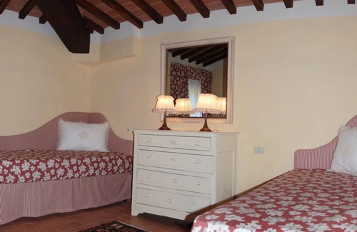 Civitella in Val di Chiana House | Holiday house Badia al Pino for 1 - 33 persons with 17 bedrooms - Holiday home