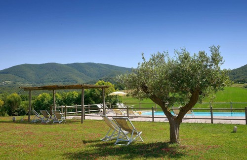 Bibbona House | Holiday house Bibbona for 1 - 16 persons with 8 bedrooms - Holiday house