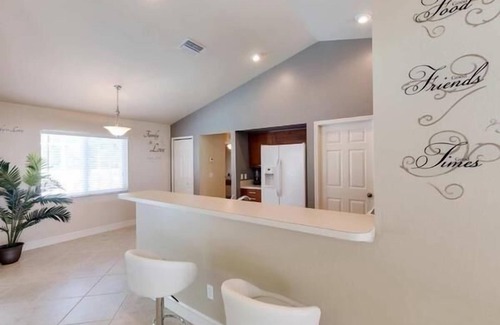 Trafalgar House | Holiday house Cape Coral for 1 - 6 persons with 3 bedrooms - Holiday home