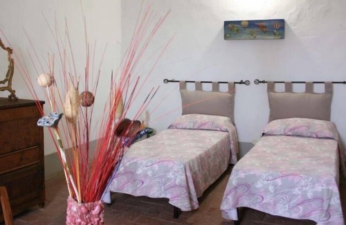 Ponte Buriano House | Holiday house Capolona for 1 - 7 persons with 3 bedrooms - Holiday home