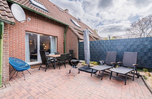 Wittmund House | Holiday house Carolinensiel for 1 - 4 persons with 2 bedrooms - Row house