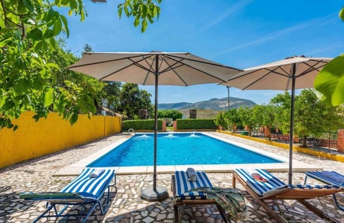 Carcabuey House | Holiday house Carcabuey for 1 - 12 persons with 6 bedrooms - Holiday house