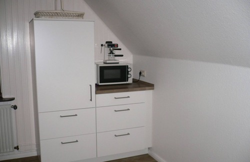 Stinteck Apartment | Holiday house with large garden, terrace, near the beach, pets welcome