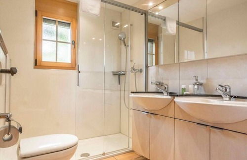 Grindelwald Apartment | Holiday house Grindelwald for 8 persons with 4 bedrooms - Holiday house
