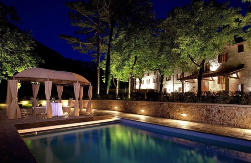 Nerbisci House | Holiday house Gubbio for 1 - 20 persons with 10 bedrooms - Holiday home