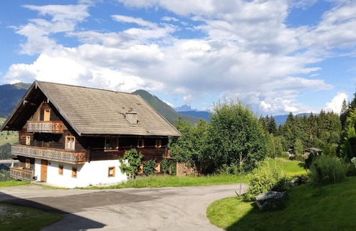 Huettau House | Holiday house Hüttau for 1 - 19 persons with 4 bedrooms - Holiday house