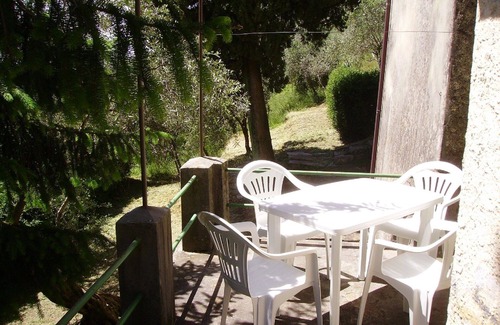 Camaiore House | Holiday house in a quiet village with garden and balcony.