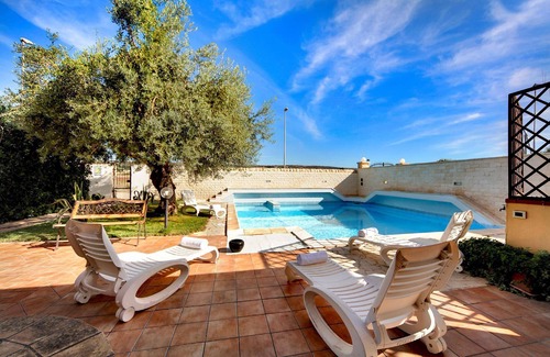 Marina di Ragusa House | Holiday house Marina di Ragusa for 1 - 12 persons with 4 bedrooms - Holiday home