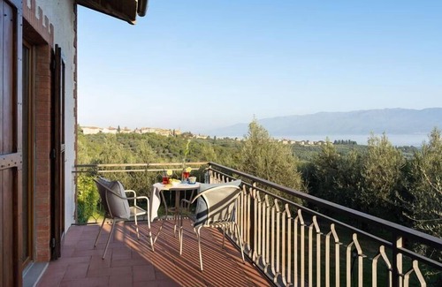 Pergine Valdarno House | Holiday house Pergine Valdarno for 1 - 6 persons with 3 bedrooms - Holiday home