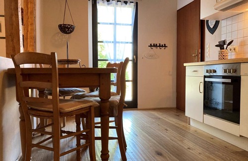 Kobern-Gondorf House | Holiday house Kobern-Gondorf for 1 - 2 persons with 1 bedroom - Holiday house