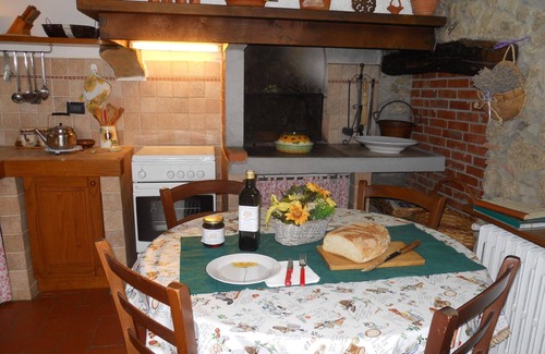 Giugnano Other | Holiday house Lamporecchio for 1 - 6 persons with 3 bedrooms - Farmhouse