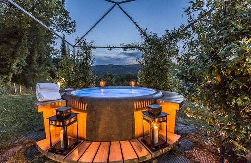 Ripoli House | Holiday house Monterchi for 1 - 10 persons with 5 bedrooms - Holiday home