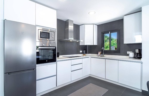 Nerja House | Holiday house Nerja for 1 - 8 persons with 4 bedrooms - Holiday home