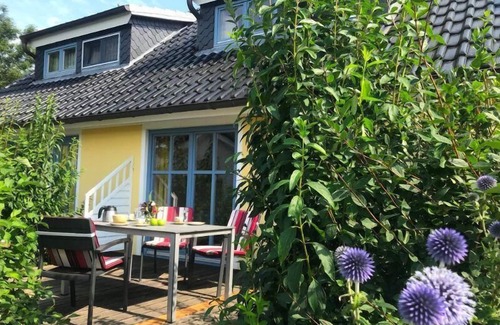 Neuenkirchen House | Holiday house Neuenkirchen for 1 - 5 persons with 2 bedrooms - Row house