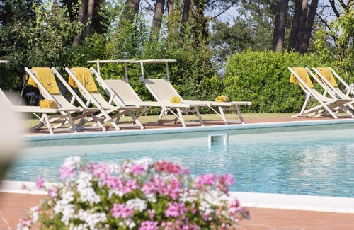 Palaia House | Holiday house Palaia for 1 - 22 persons with 10 bedrooms - Holiday house
