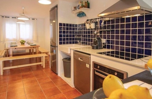 Pineda de Mar House | Holiday house Pineda de Mar for 1 - 12 persons with 5 bedrooms - Holiday home