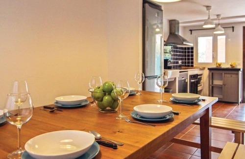 Pineda de Mar House | Holiday house Pineda de Mar for 1 - 12 persons with 5 bedrooms - Holiday home